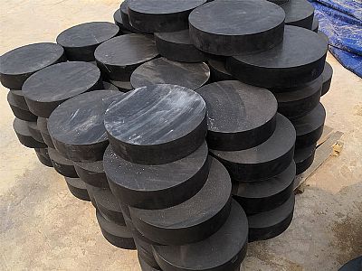 玉龙县板式橡胶支座由若干层橡胶片与薄钢板经加压硫化
